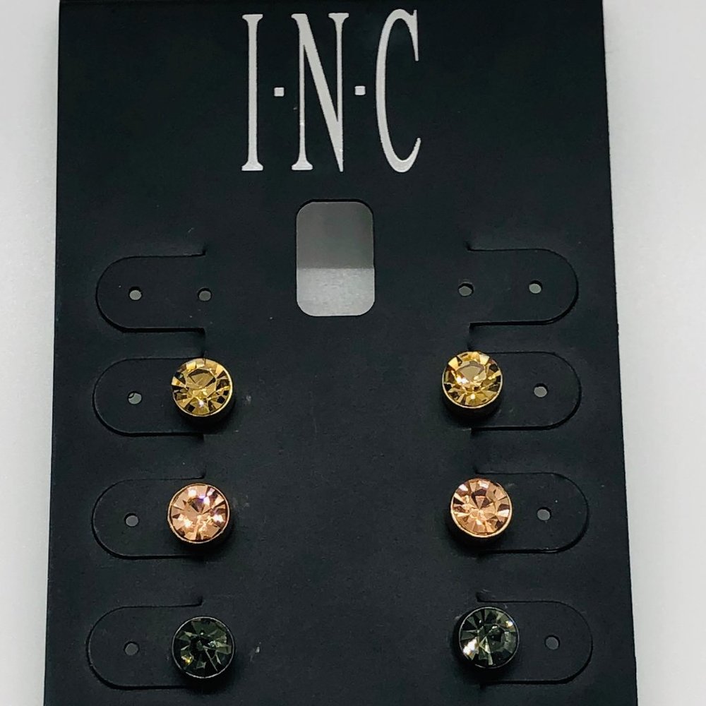 I.N.C Stud Set